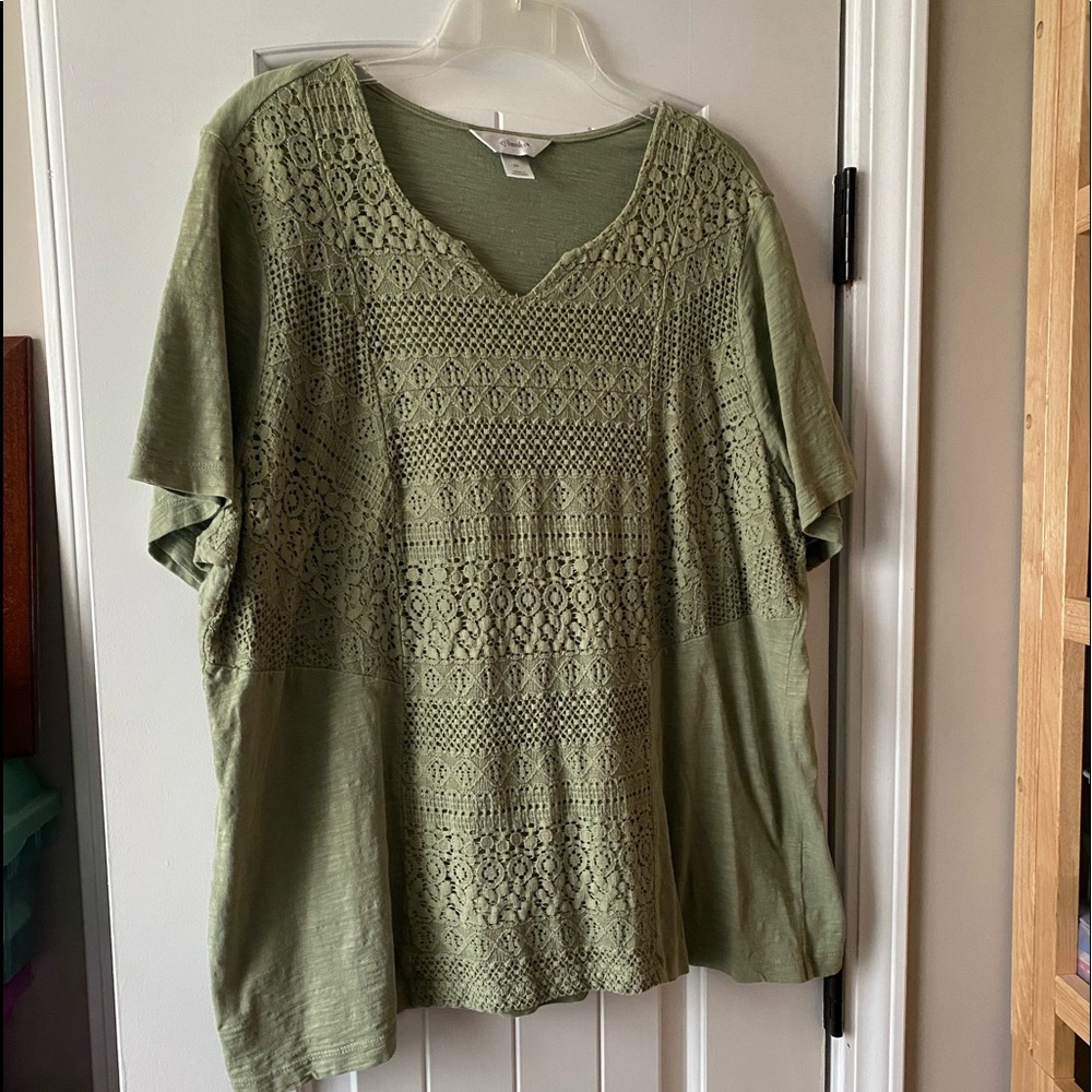 Women’s CJ Banks short-sleeved knit top size 2X